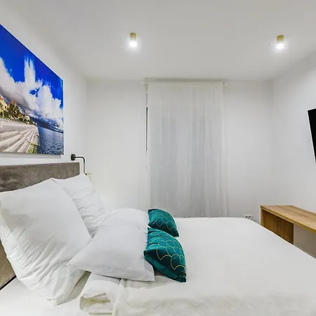 Luxury Penthouse Marina -